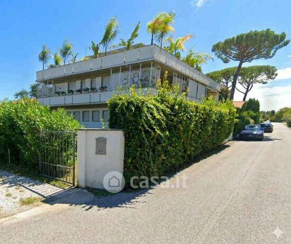 Appartamento in residenziale in Via Francesco Donati 232