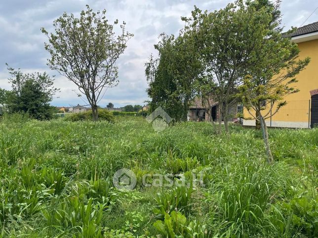 Terreno edificabile in residenziale in Regione Berga 16