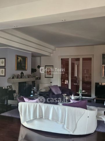 Appartamento in residenziale in Piazza Volturno