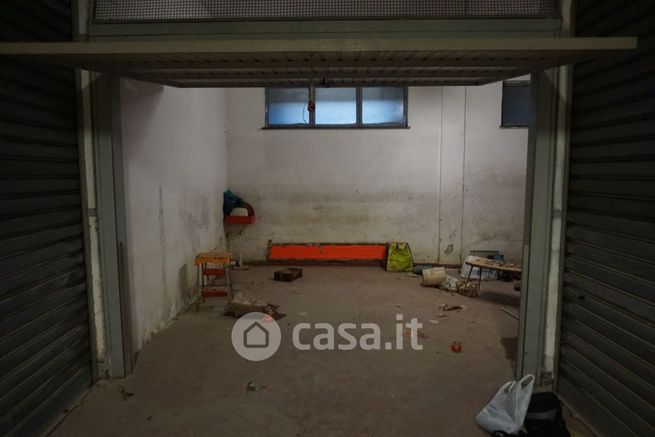 Box/posto auto in residenziale in Via Eridania