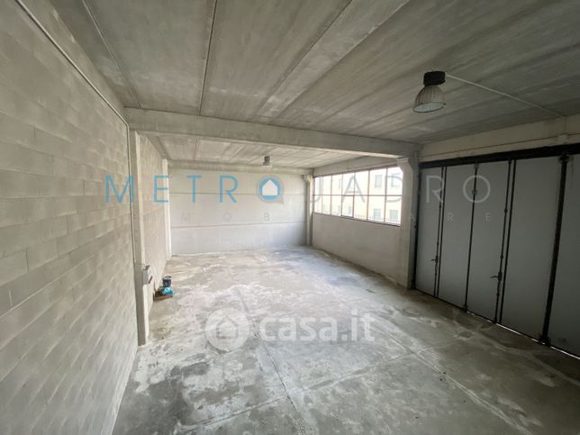 Capannone in commerciale in Via Aurelio Nicolodi 42