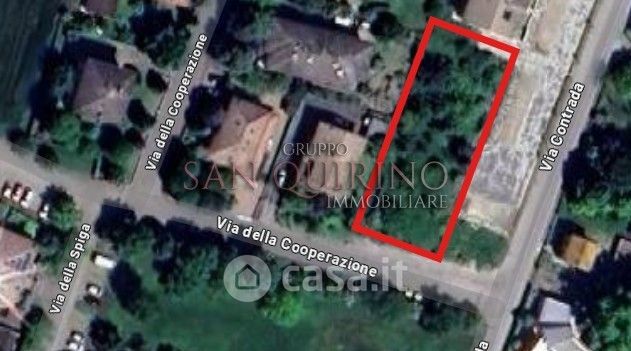 Terreno edificabile in residenziale in Via Contrada