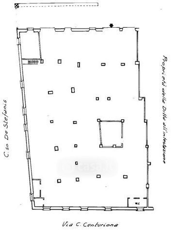 Capannone in commerciale in Via Casata Centuriona