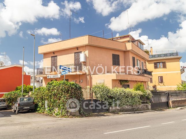 Casa indipendente in residenziale in Via di Casal del Marmo 69