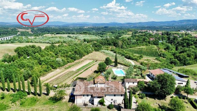 Villa in residenziale in cicogna