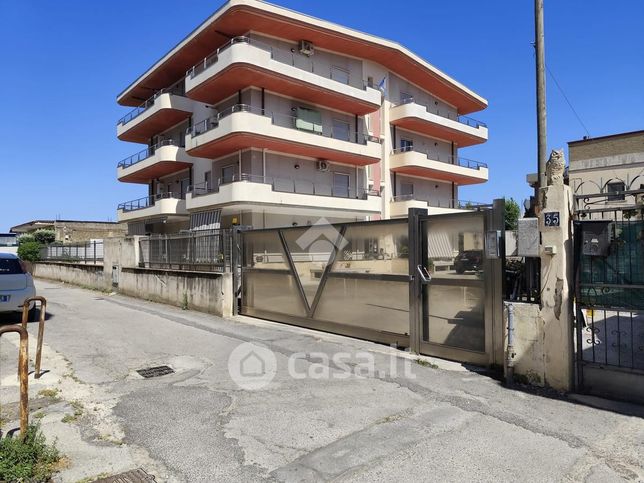 Box/posto auto in residenziale in Via Cicalesi 145