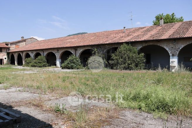 Rustico/casale in residenziale in Via Rezzole 4