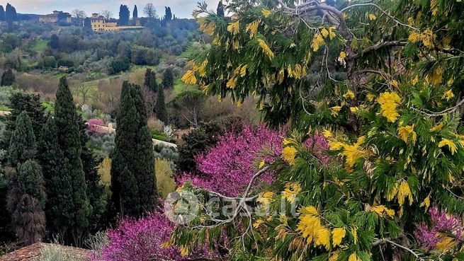 Villa in residenziale in 