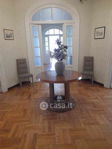 Ufficio in commerciale in Via Gerolamo Fracastoro