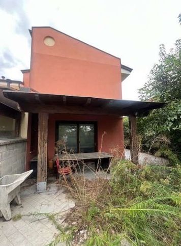 Villetta a schiera in residenziale in Via Don Lorenzo Milani