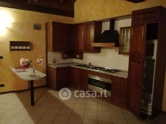 Appartamento in residenziale in Via Cordara 2