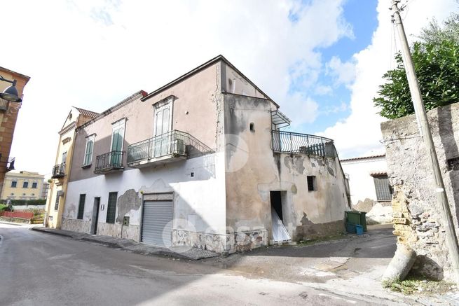 Appartamento in residenziale in Via Stefano Trinchera 7