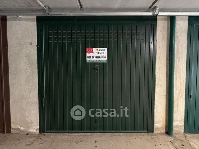 Box/posto auto in residenziale in Via A. Cristei 55