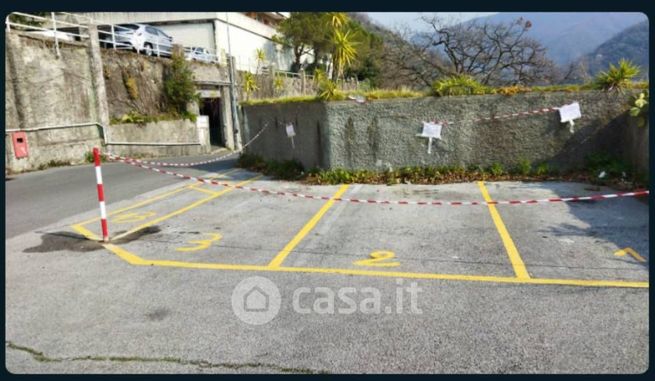 Garage/posto auto in residenziale in Via Tre Pini