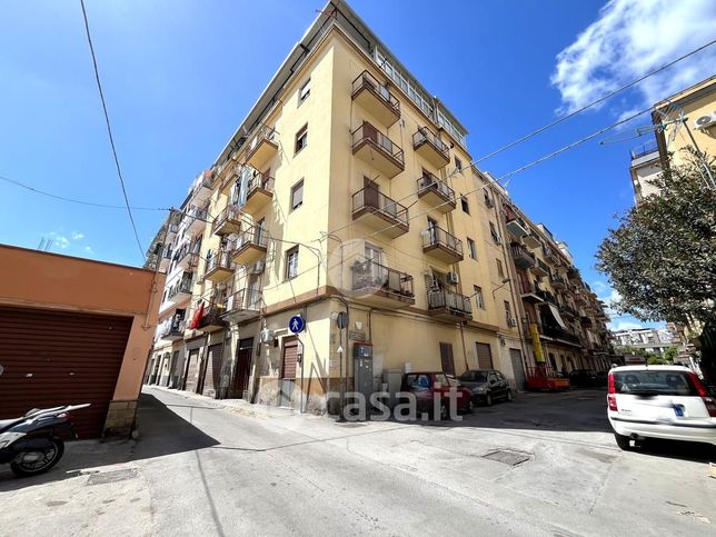 Appartamento in residenziale in Via Cortigiani 19