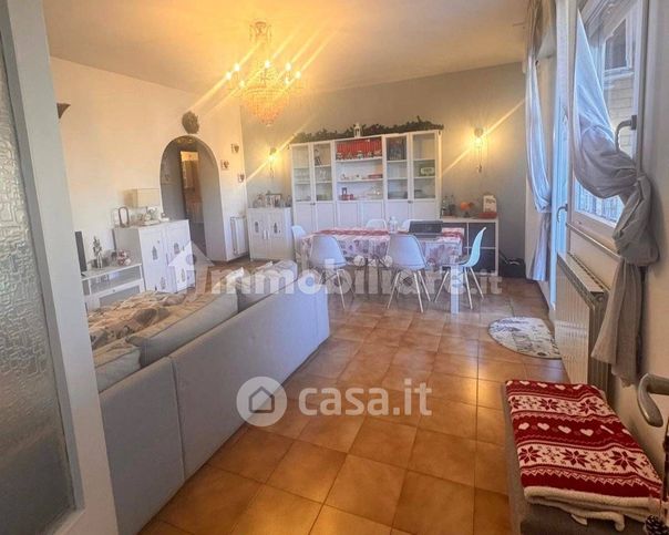 Appartamento in residenziale in Via Tiburto 96