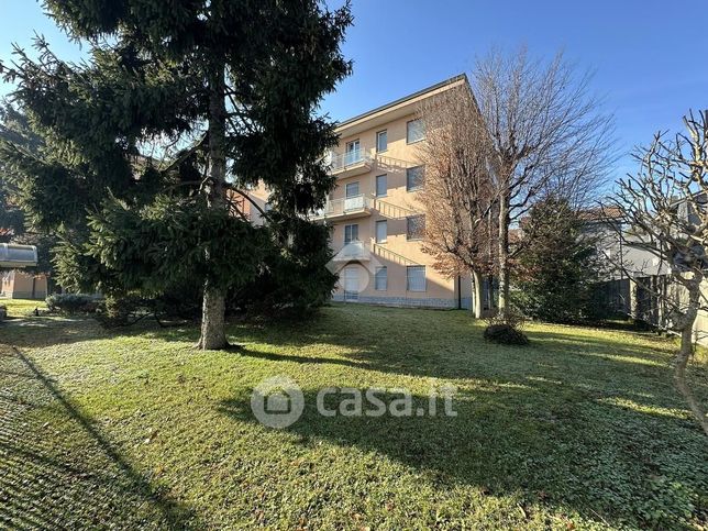 Appartamento in residenziale in Via Lombardia 14