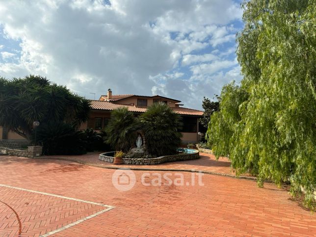 Villa in residenziale in Via Pizzo del Prete
