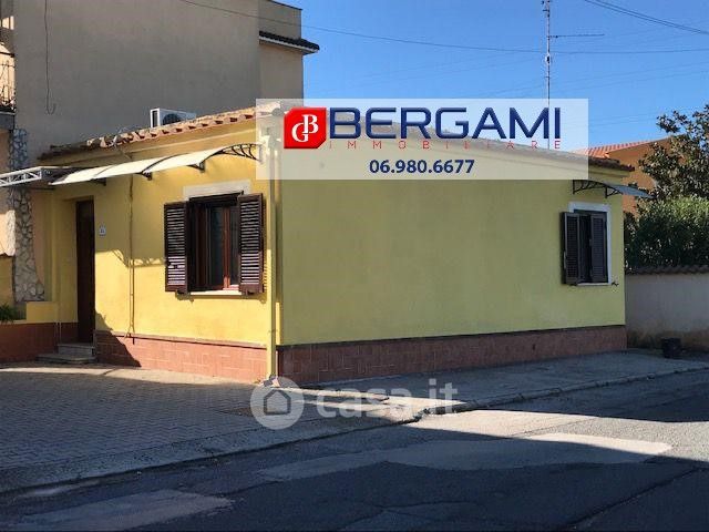 Appartamento in residenziale in Via Pocacqua 85