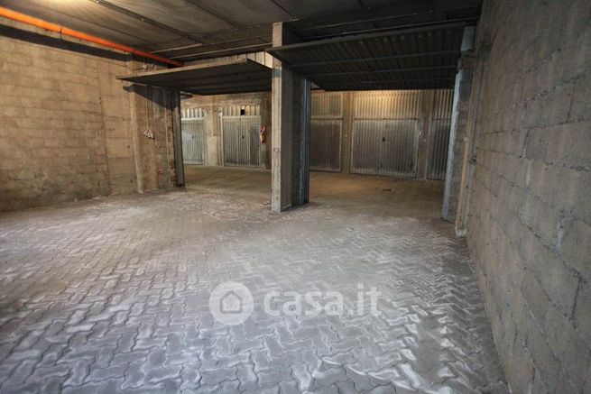 Box/posto auto in residenziale in Via Giuseppe Mazzini