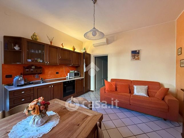 Appartamento in residenziale in Via Gino Quadrelli 10