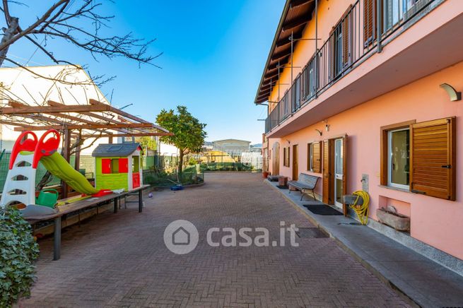 Casa indipendente in residenziale in Strada del Cascinotto