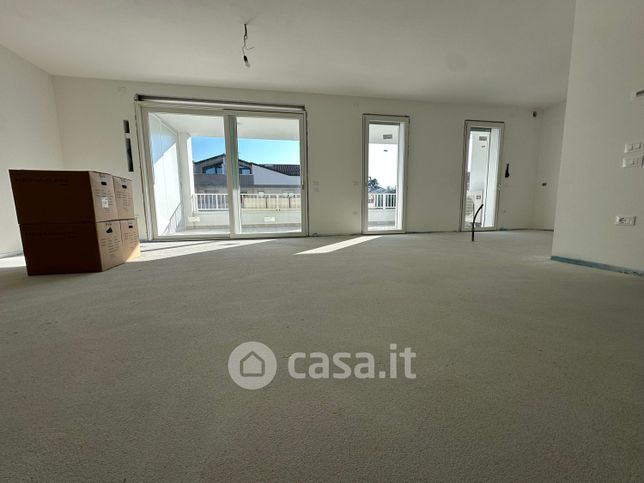 Appartamento in residenziale in Piazza del Sole e della Pace