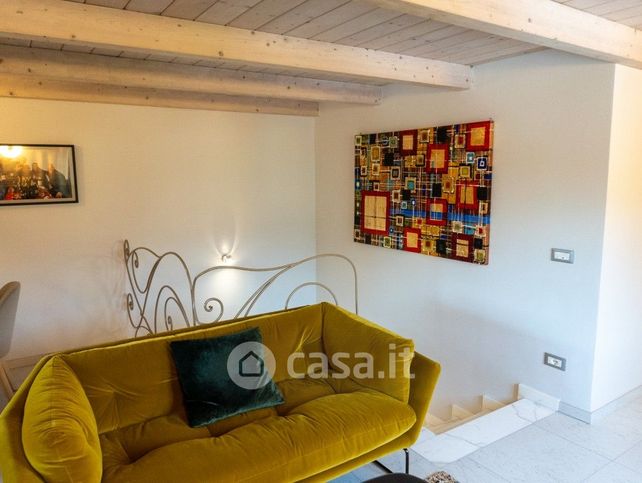 Casa bi/trifamiliare in residenziale in Via Cascine