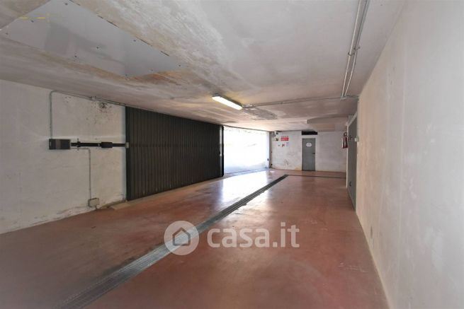 Garage/posto auto in residenziale in 