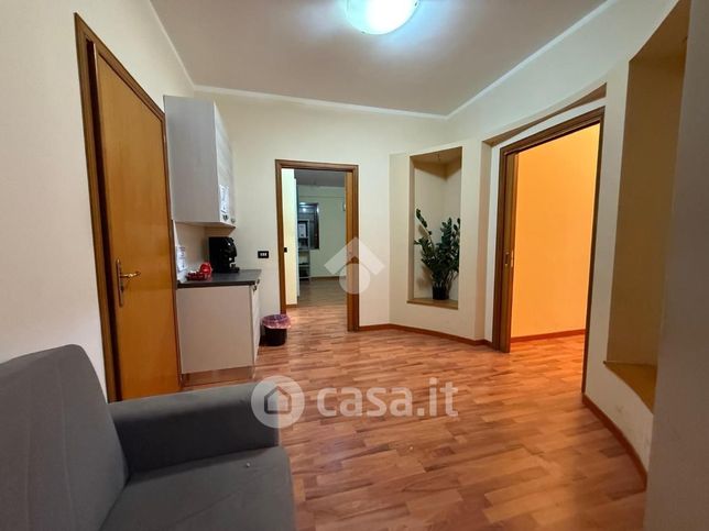 Ufficio in commerciale in Strada Statale 113 Settentrionale Sicula