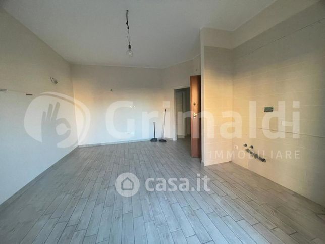 Appartamento in residenziale in Via Don Michele Giaccio 35