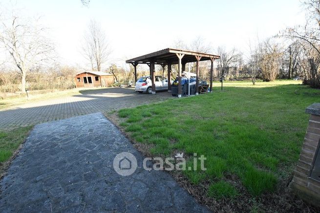 Appartamento in residenziale in Strada Due Castagne