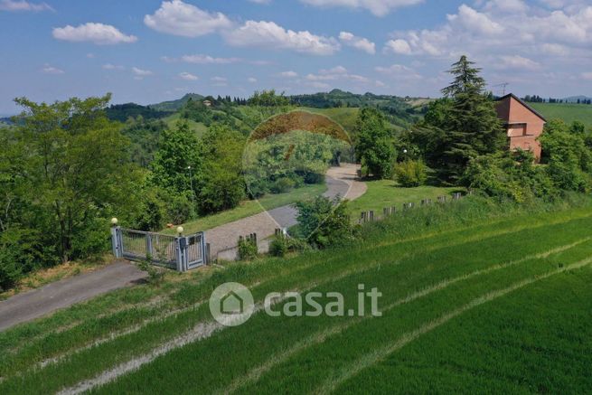 Villa in residenziale in Via San Michele 2014