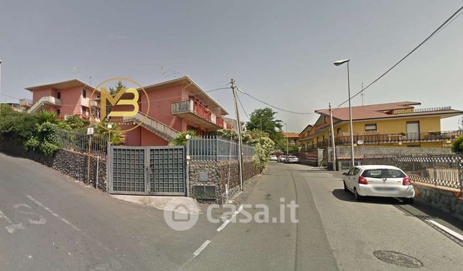 Casa bi/trifamiliare in residenziale in Via Recupero Canonica Giuseppe