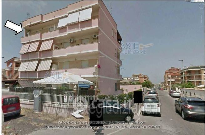 Appartamento in residenziale in Via Rumenia 1