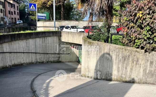 Box/posto auto in residenziale in Via Vittorio Emanuele II 5