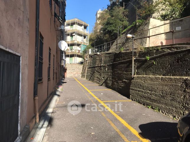 Garage/posto auto in residenziale in Via San Bartolomeo del Fossato