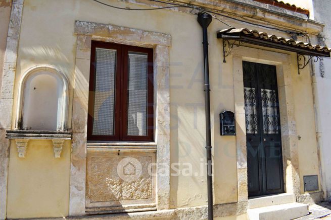 Casa indipendente in residenziale in Via Tommaso Fazello 228