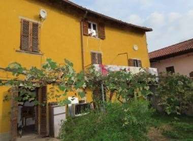 Appartamento in residenziale in Via Castello 30