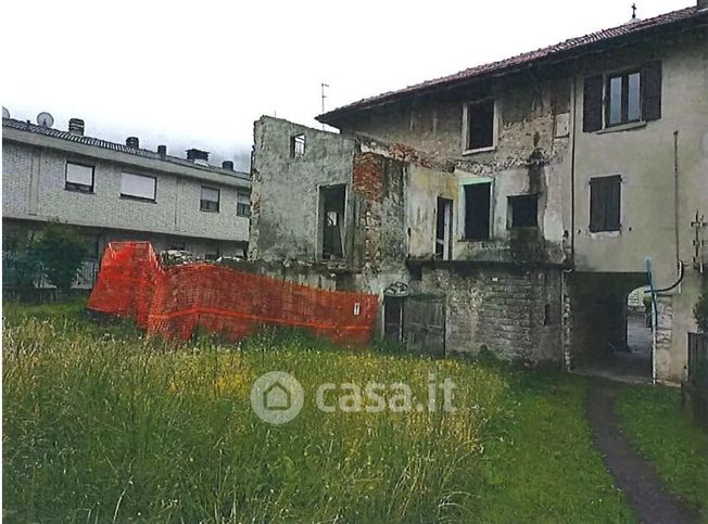 Casa indipendente in residenziale in Via Santa Lucia