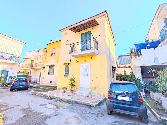 Casa indipendente in residenziale in Via Croce