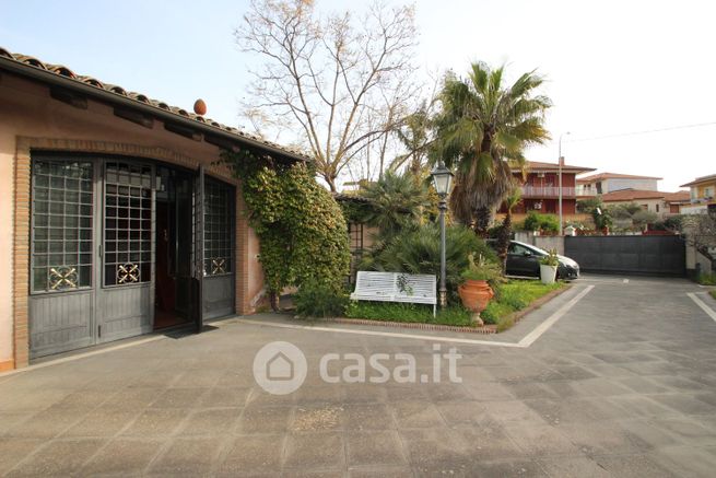 Appartamento in residenziale in Via Quattro Altarelli 36