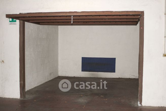 Garage/posto auto in residenziale in Via Paolo di Dono