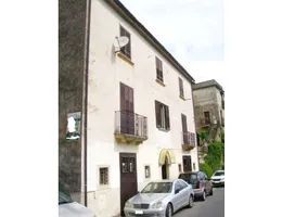 Casa indipendente in residenziale in Via dei giardini