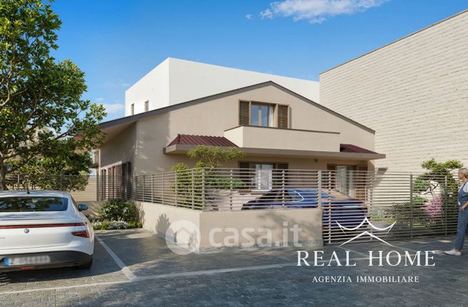 Casa indipendente in residenziale in Via Bruno Fattori 9