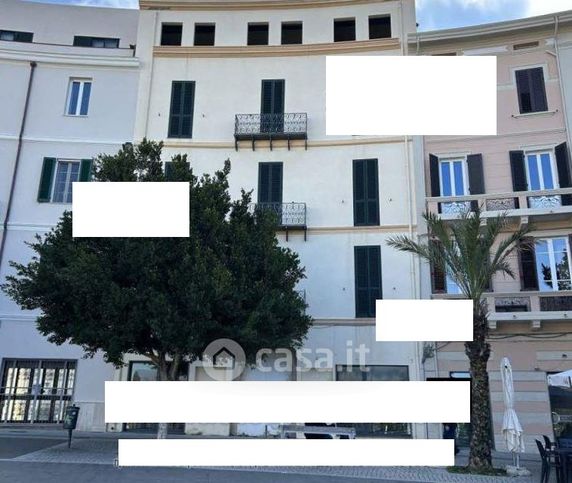 Ufficio in commerciale in Emiciclo Giuseppe Garibaldi 22