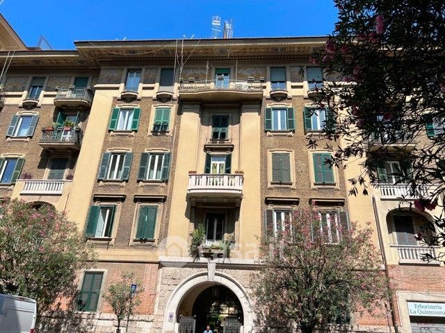 Appartamento in residenziale in Via Sebino 11