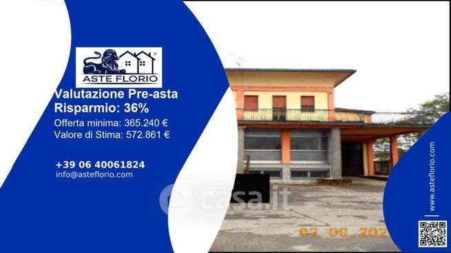 Capannone in commerciale in Via Milano 9