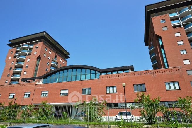 Ufficio in commerciale in Via Alfonso Lamarmora 17 e