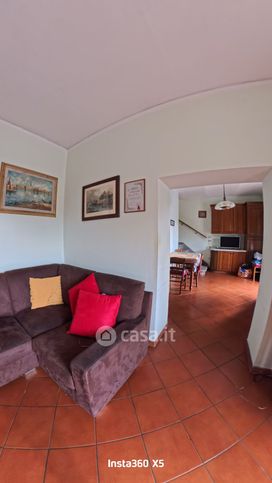 Villetta a schiera in residenziale in Via Karl Marx 1